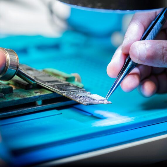 pexels-jamalyahyayev-12863086