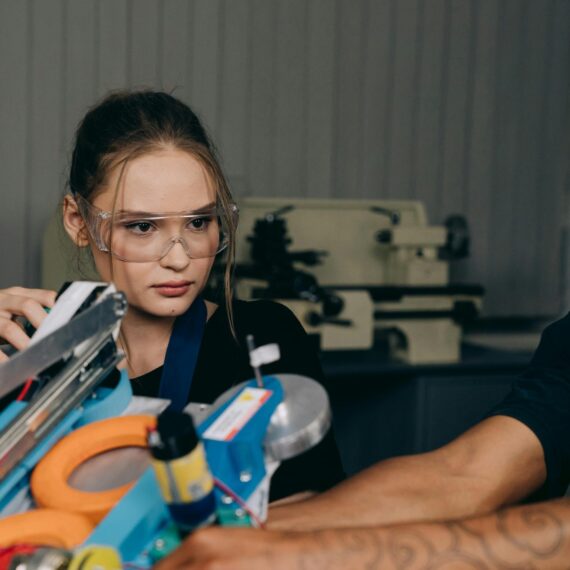 pexels-mikhail-nilov-9242841